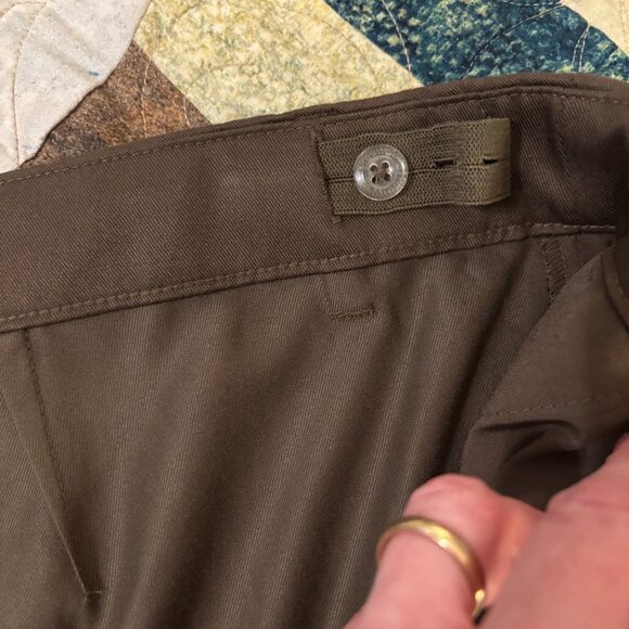 Old Navy Trouser shorts - Large - Picture 5 of 6